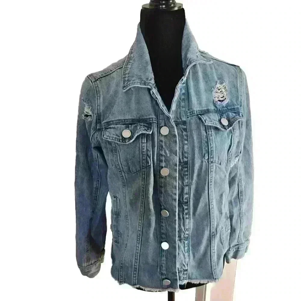 Blank NYC Women's Light Wash Distressed Casual Denim Jacket S